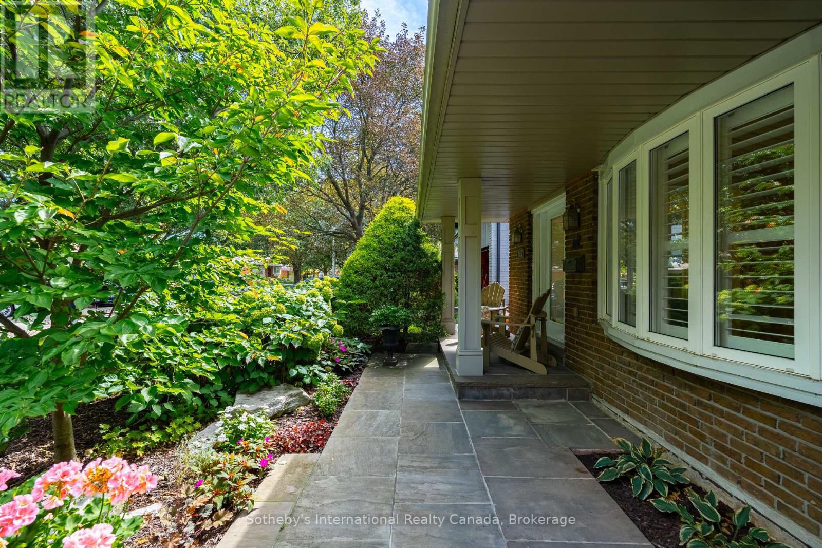 885 FLETCHER VALLEY CRESCENT