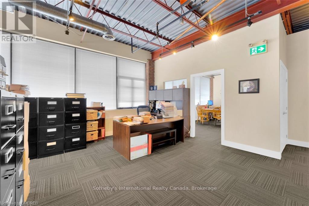 203 - 180 JAMES STREET S