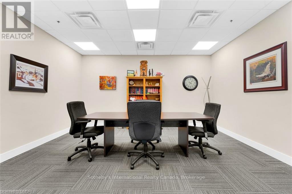 203 - 180 JAMES STREET S