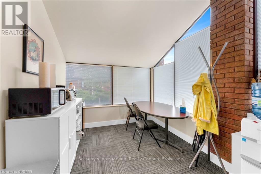 203 - 180 JAMES STREET S