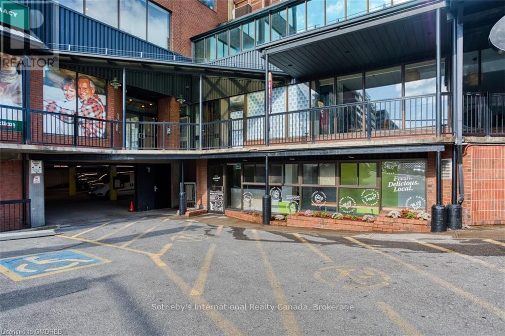 P107 - 180 JAMES STREET S