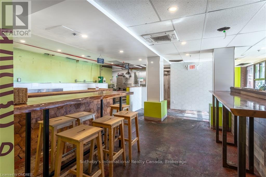 P107 - 180 JAMES STREET S