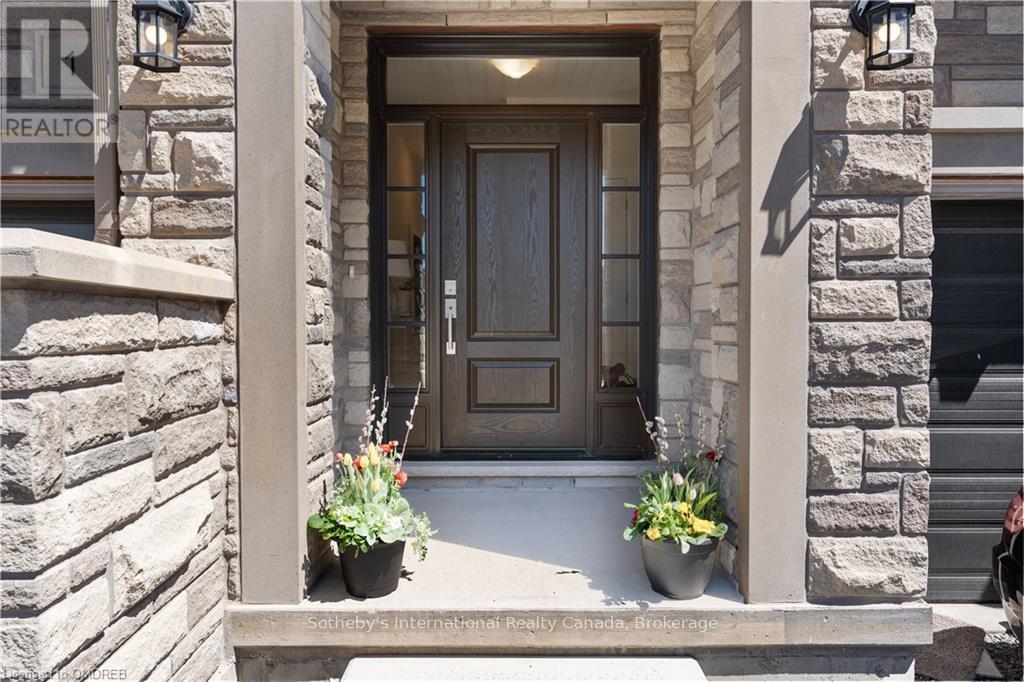 12 - 675 VICTORIA ROAD N