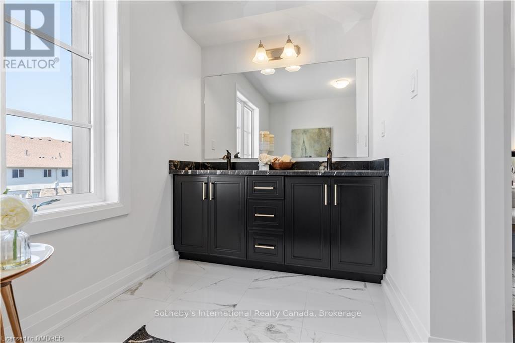 22 - 675 VICTORIA ROAD N