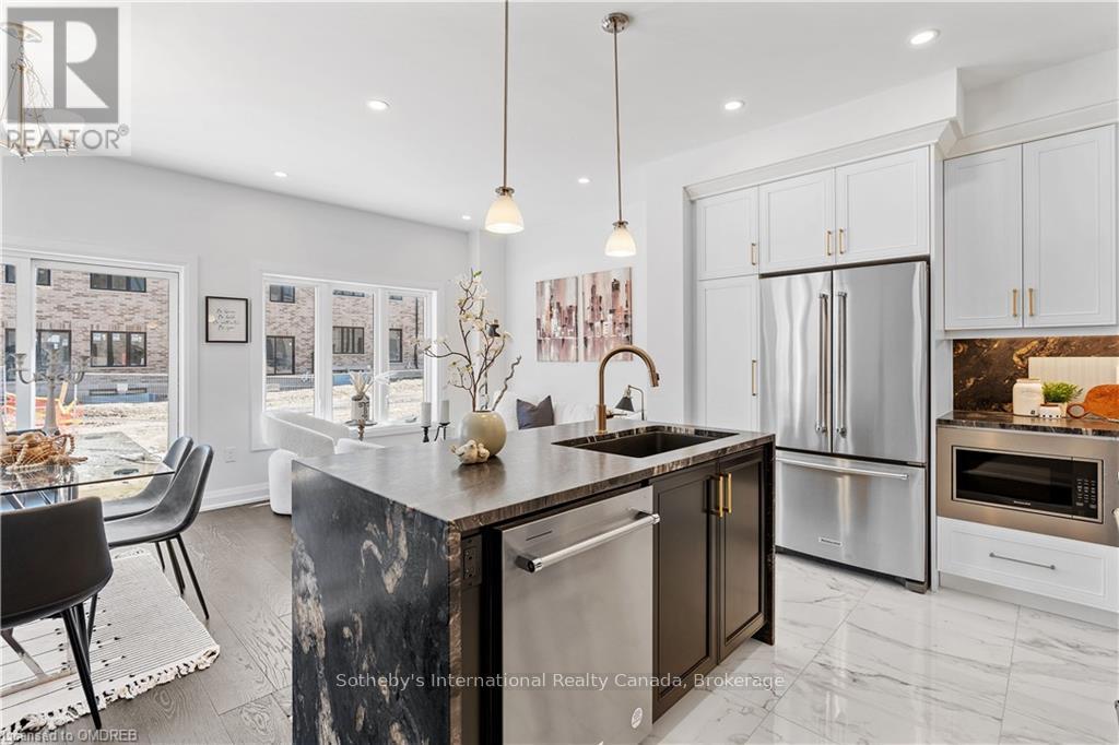 22 - 675 VICTORIA ROAD N