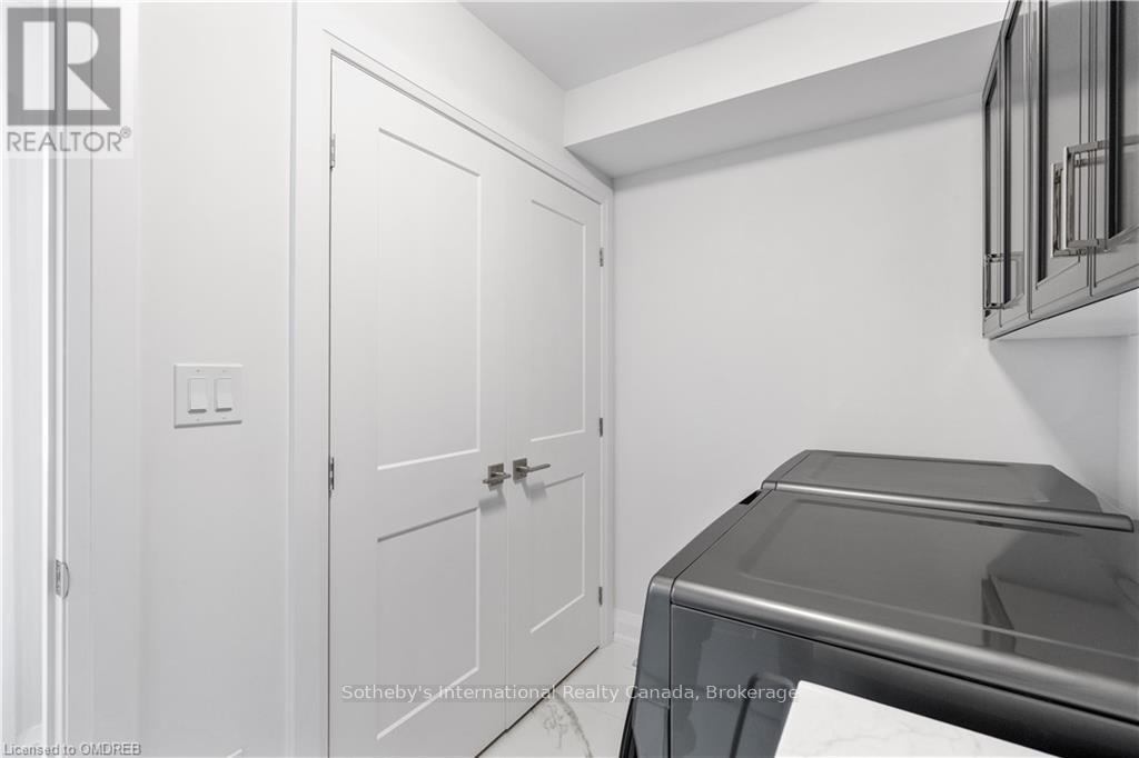 22 - 675 VICTORIA ROAD N