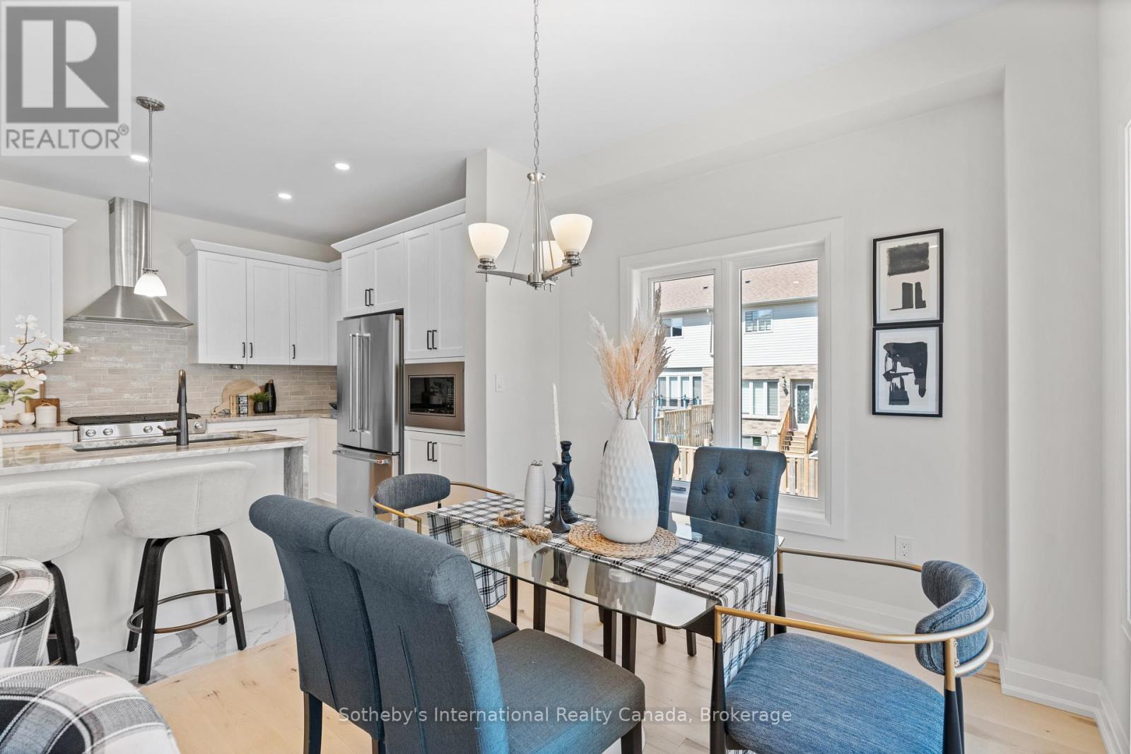 12 - 675 VICTORIA ROAD N