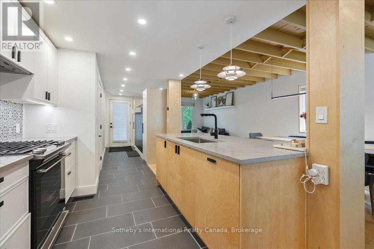 62 MARGARET STREET