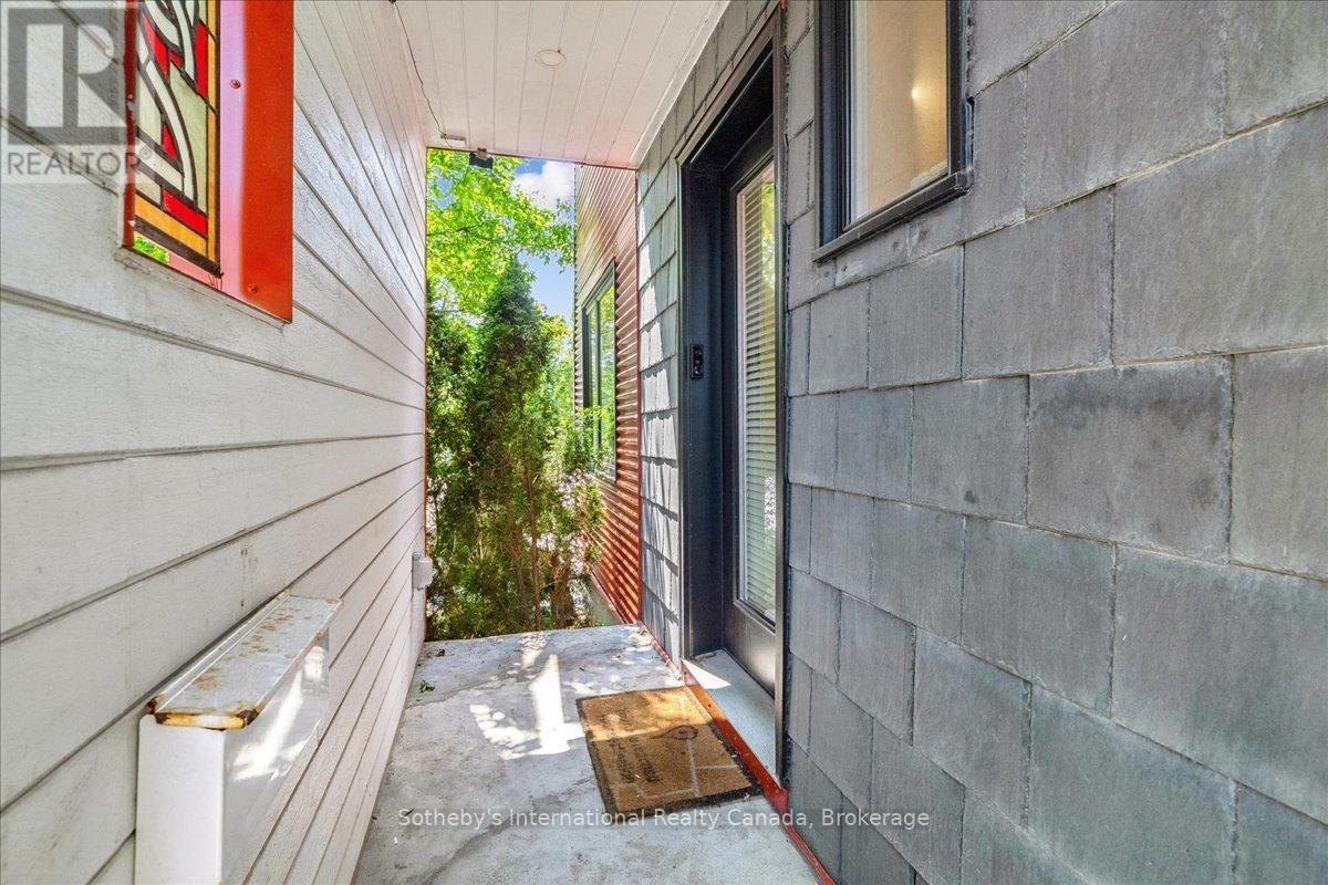 62 MARGARET STREET