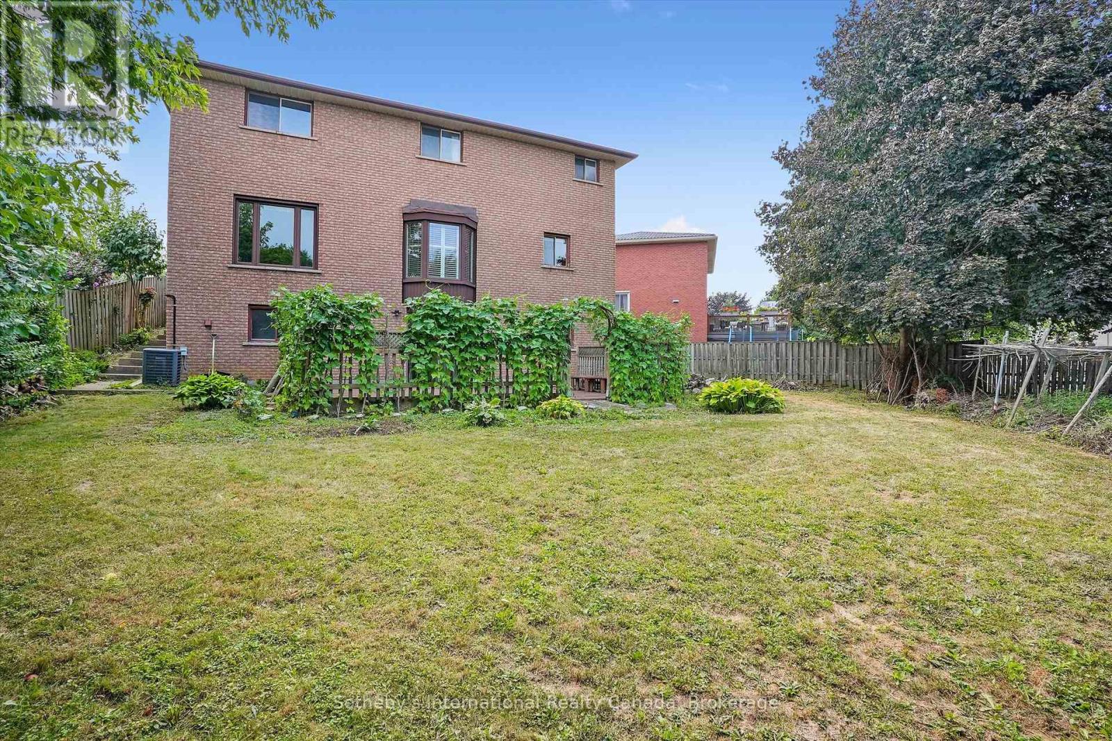 6 WINDSTAR PLACE