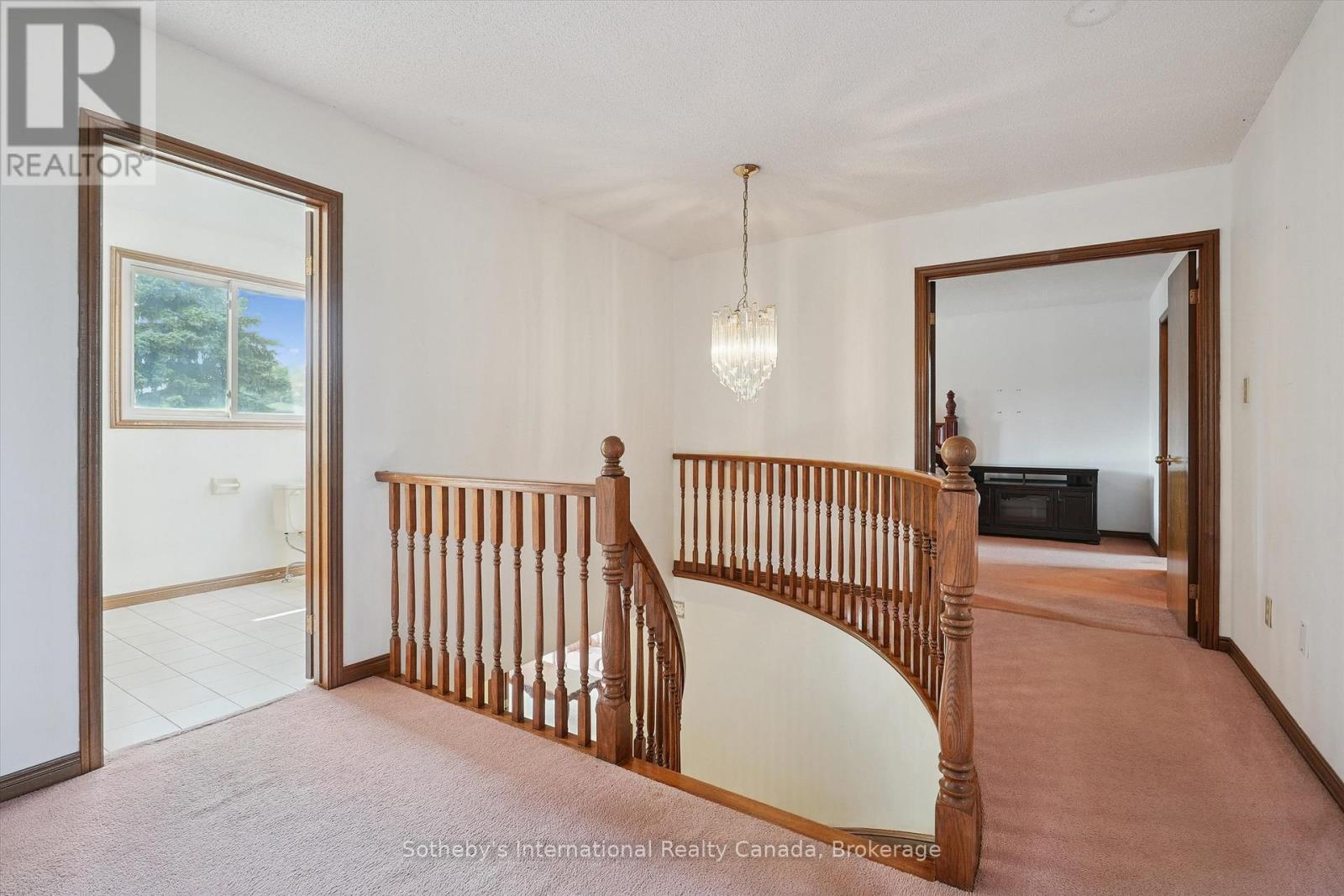 6 WINDSTAR PLACE