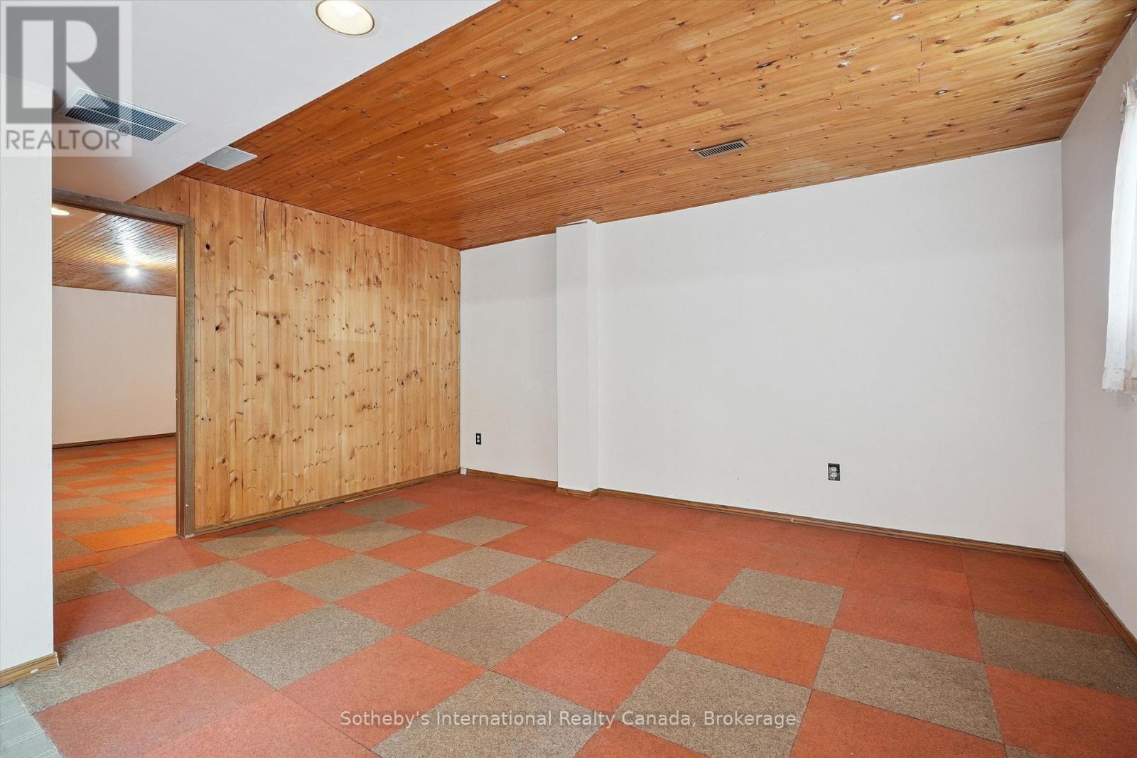 6 WINDSTAR PLACE