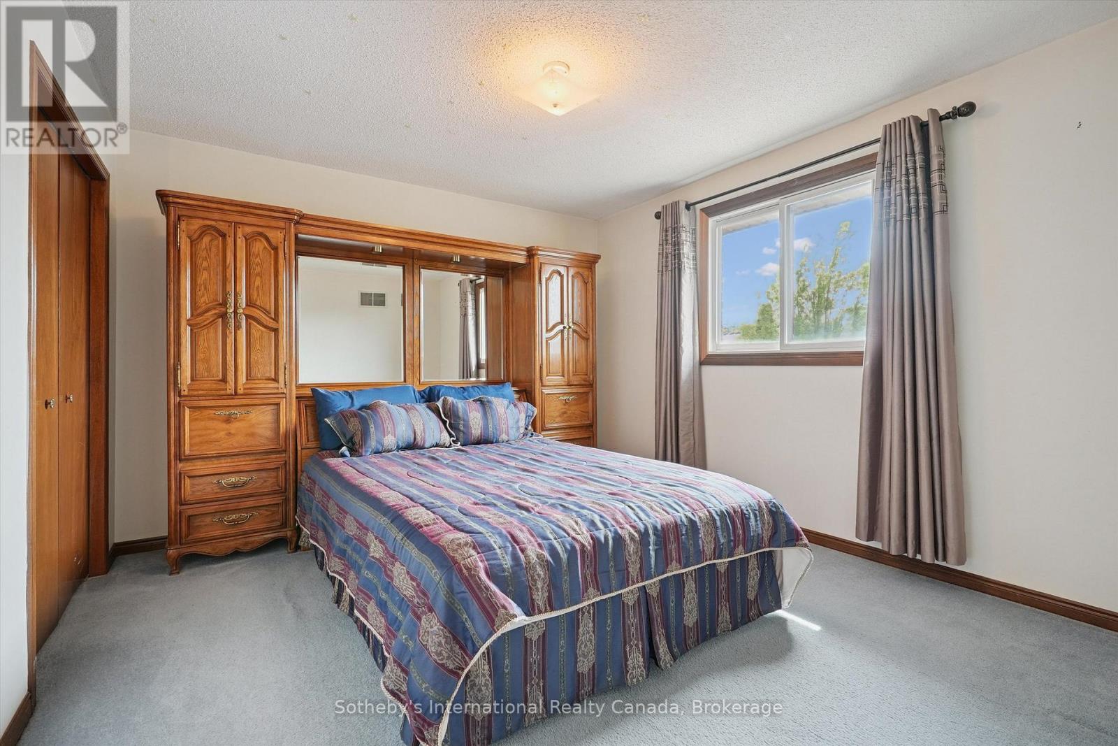6 WINDSTAR PLACE