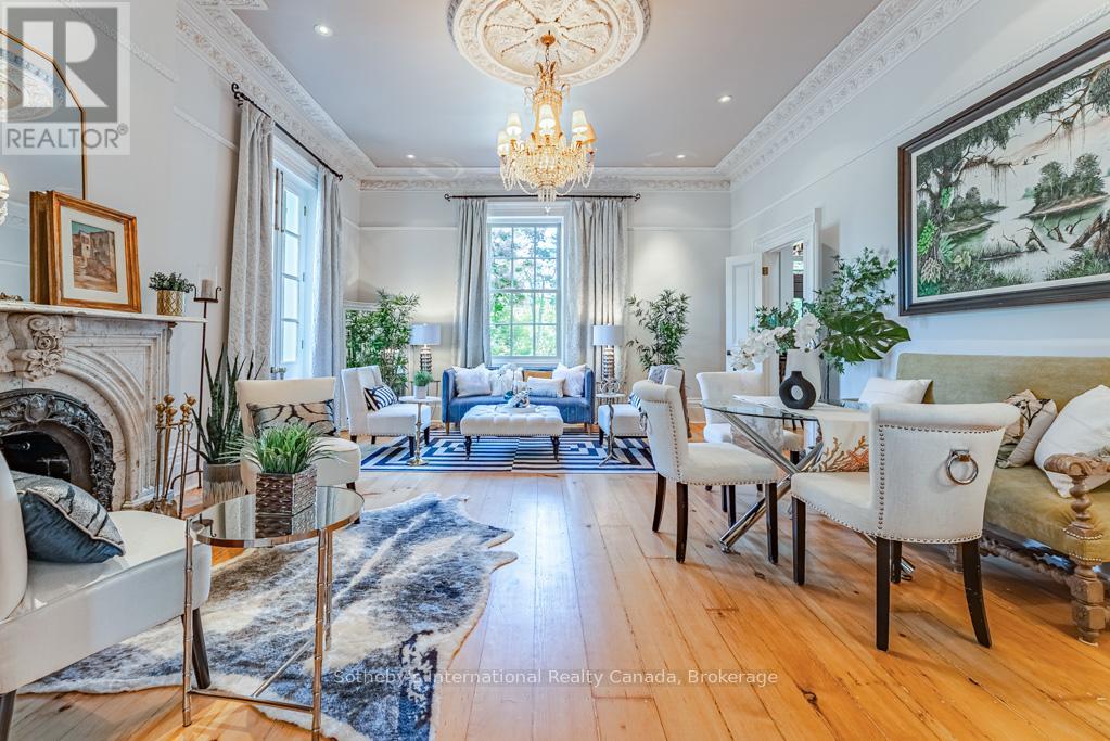 22 HAUSER PLACE