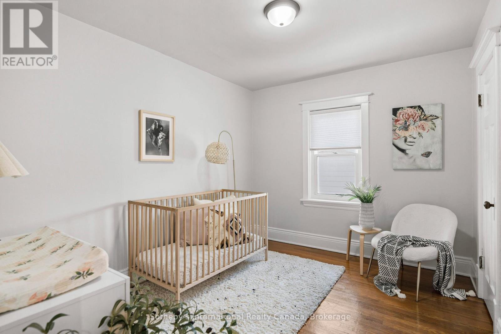 122 LAKE AVENUE DRIVE