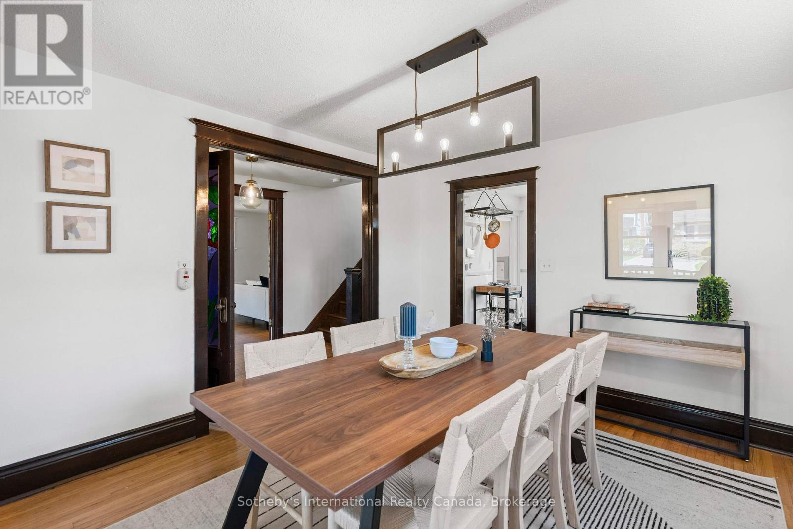 122 LAKE AVENUE DRIVE