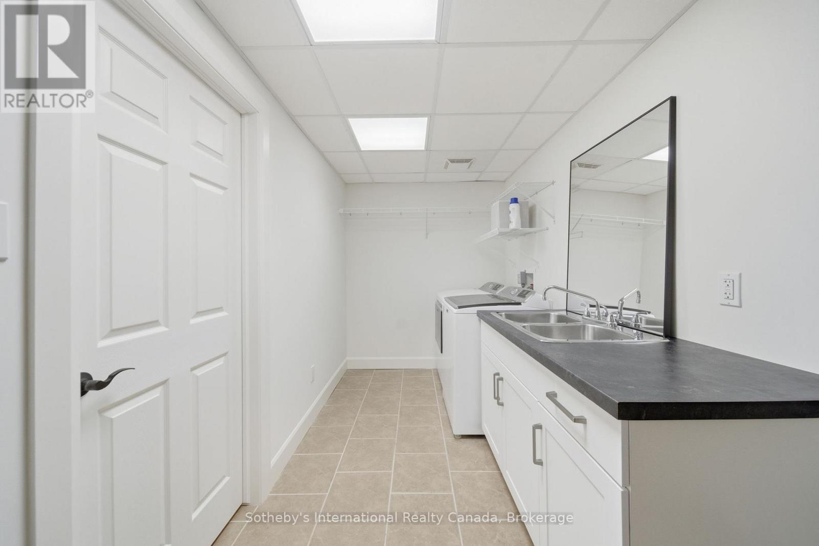 6 - 21 ST JOHNS DRIVE