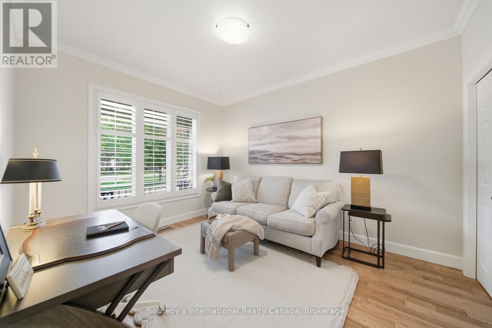 6 - 21 ST JOHNS DRIVE