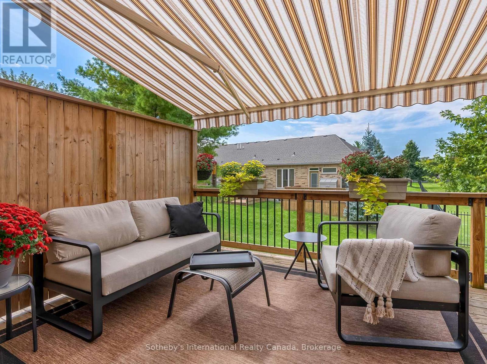 6 - 21 ST JOHNS DRIVE