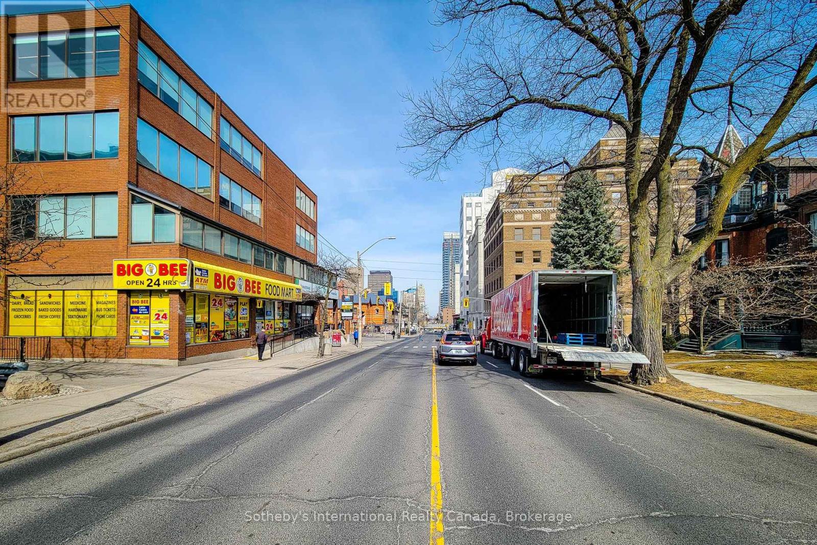 200 - 180 JAMES STREET S