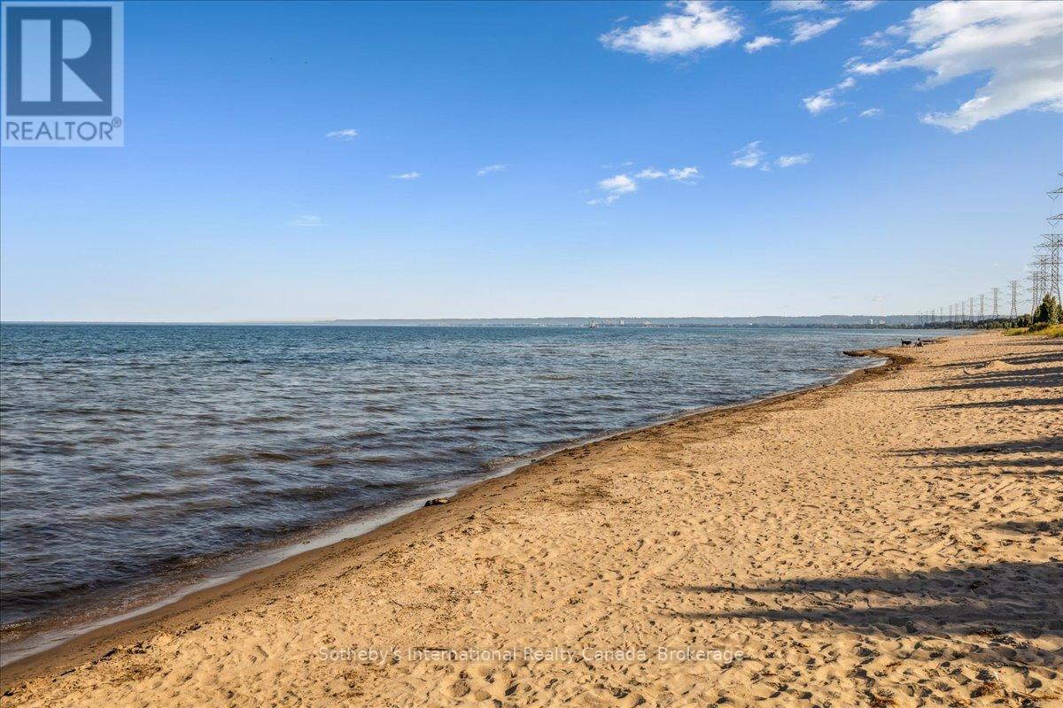 69 - 470 BEACH BOULEVARD