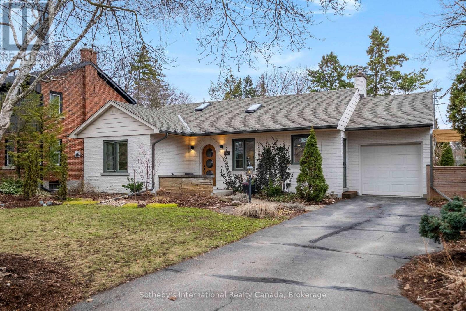 189 FORSYTH DRIVE