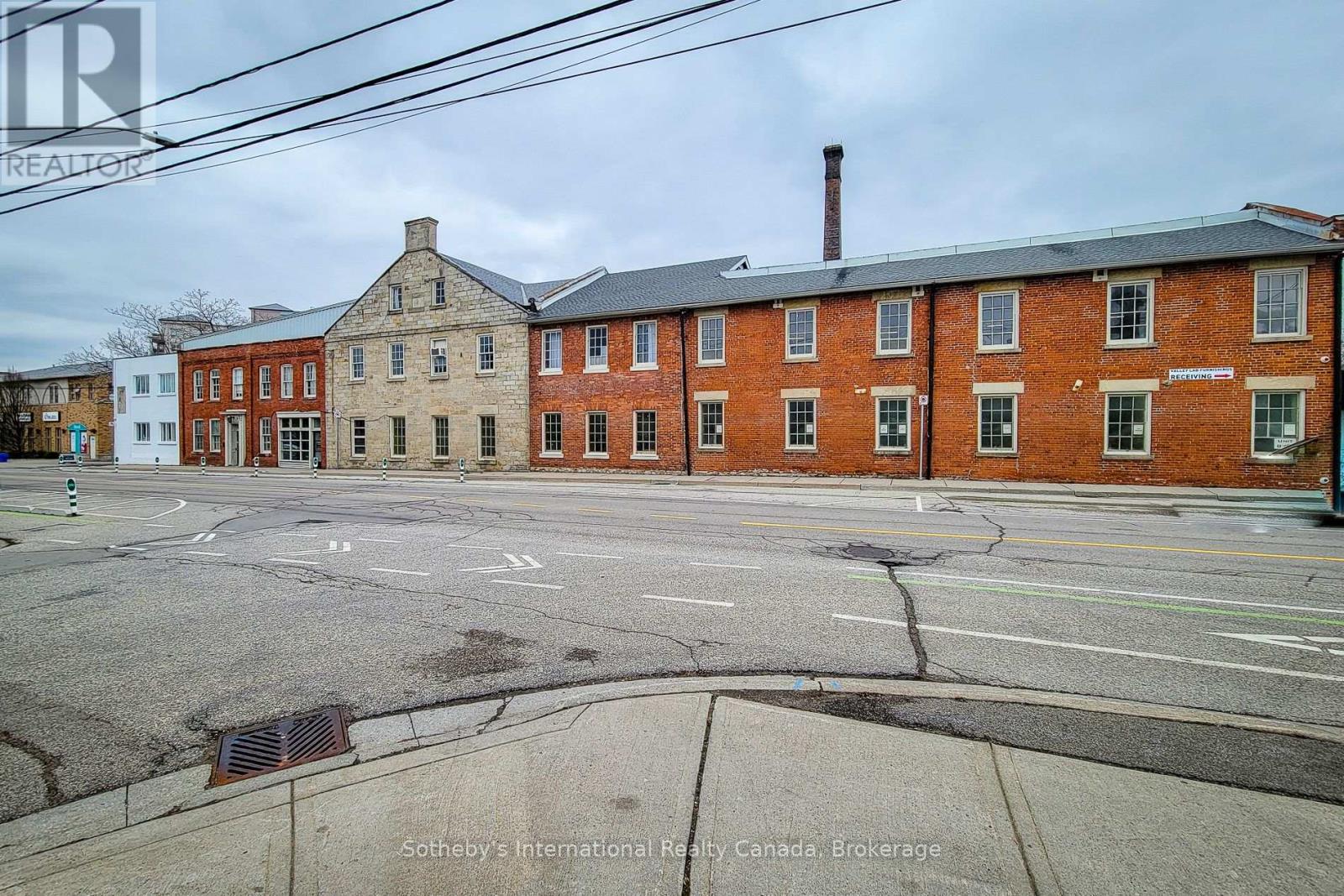 404 - 64 HATT STREET