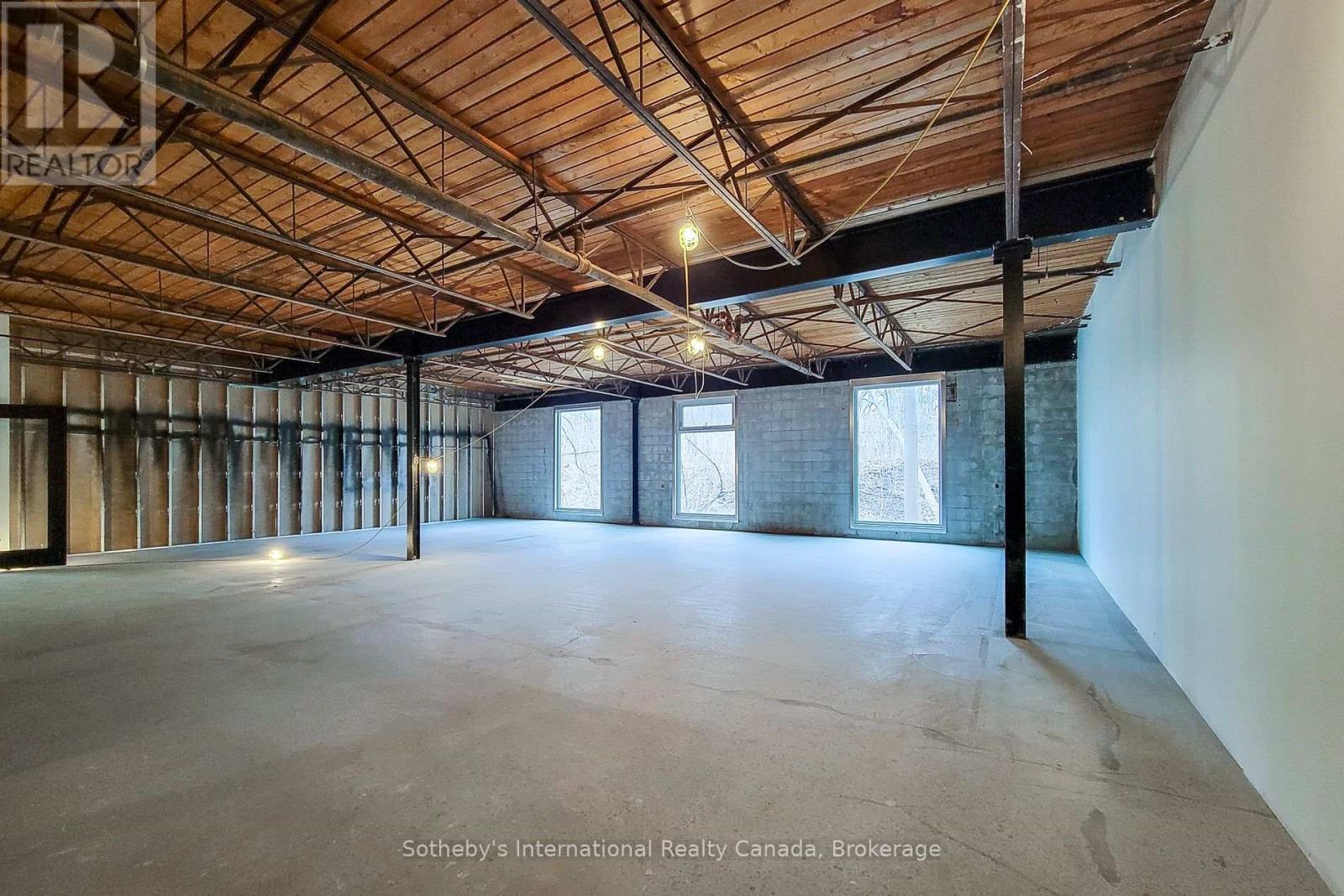 102 - 64 HATT STREET