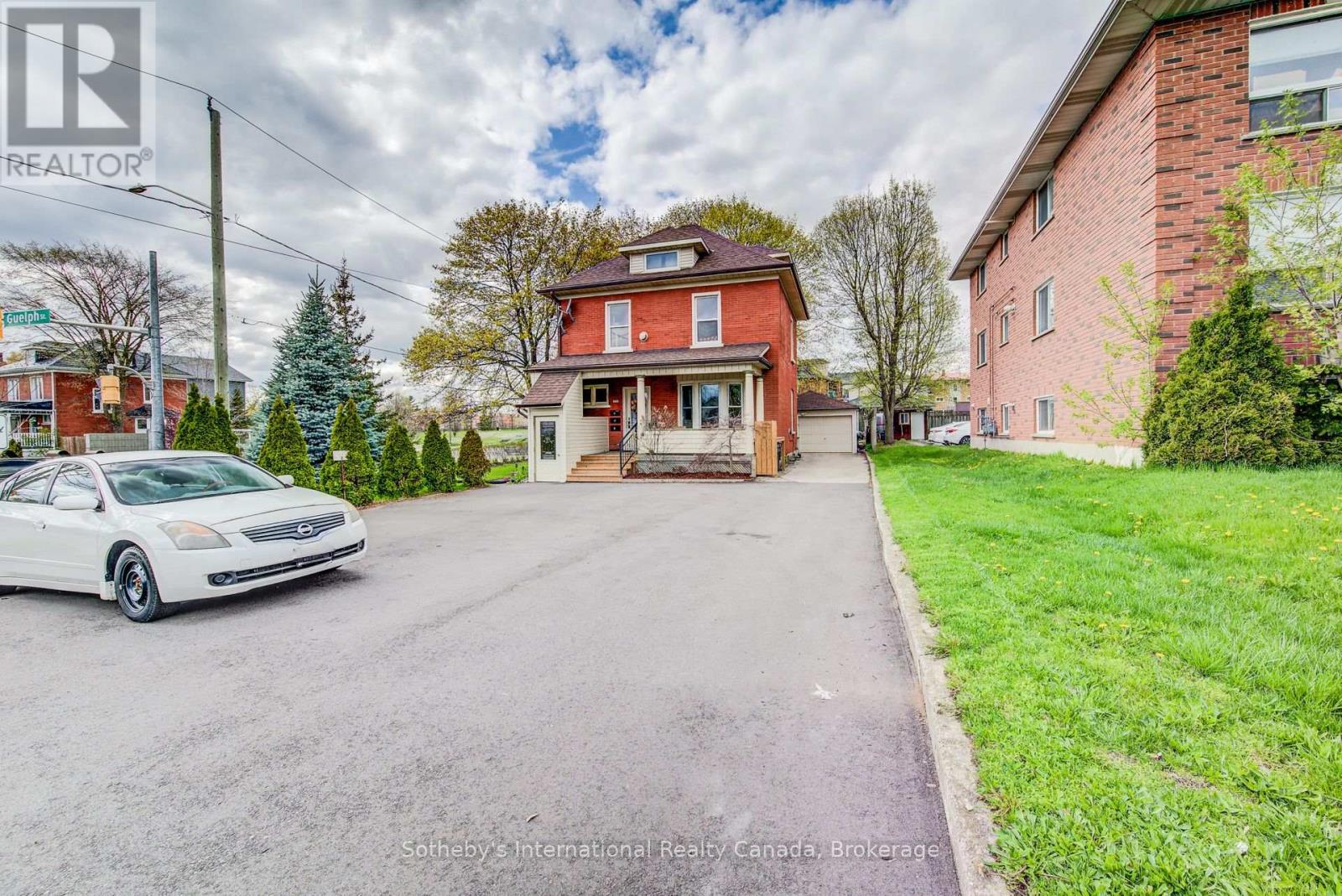 306 GUELPH STREET