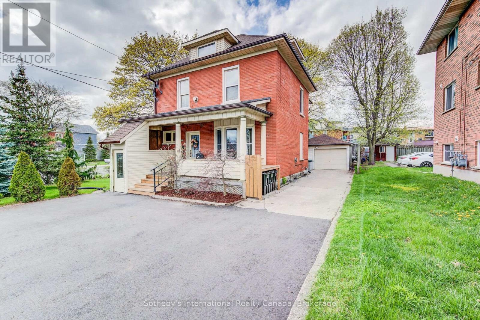 306 GUELPH STREET