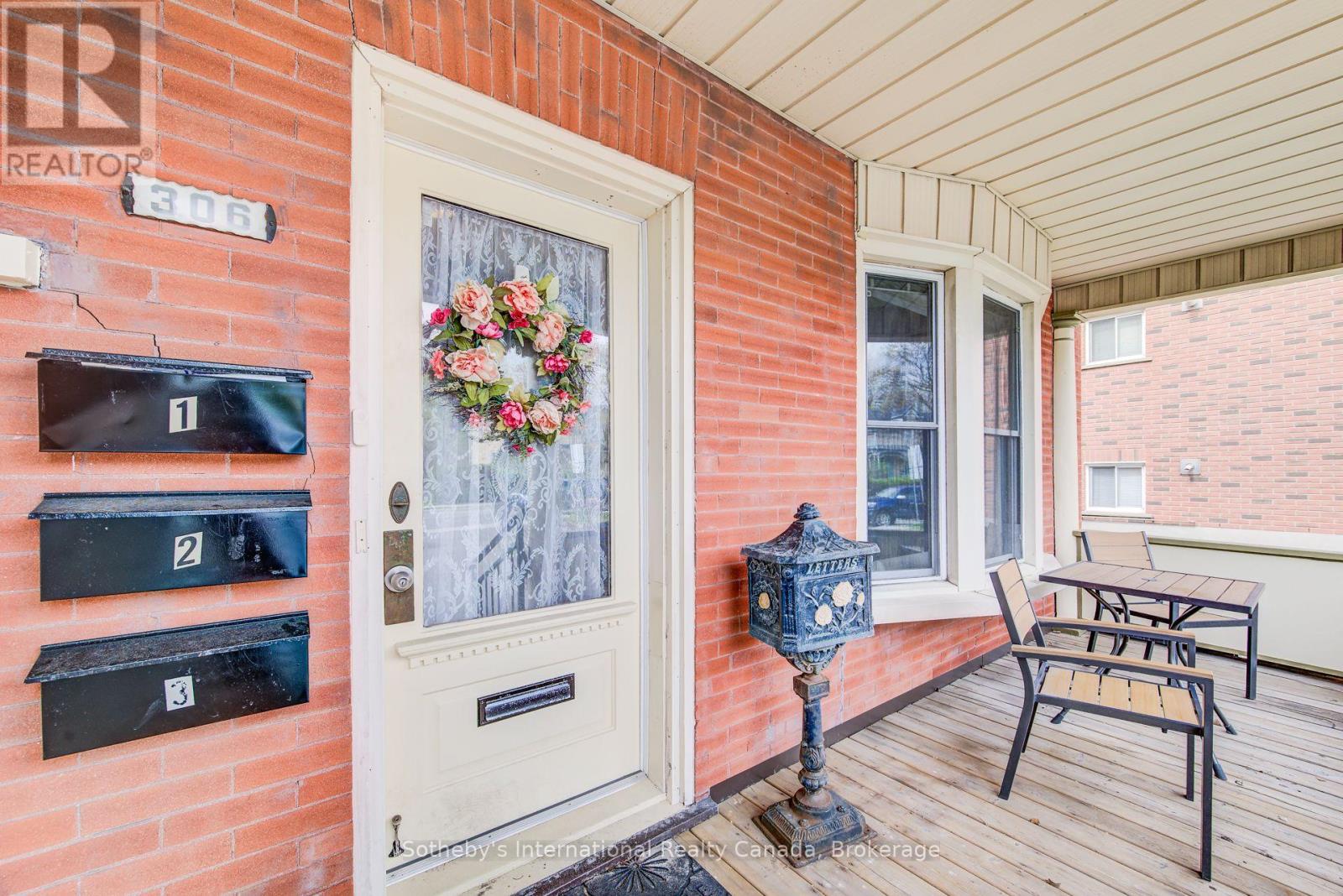 306 GUELPH STREET