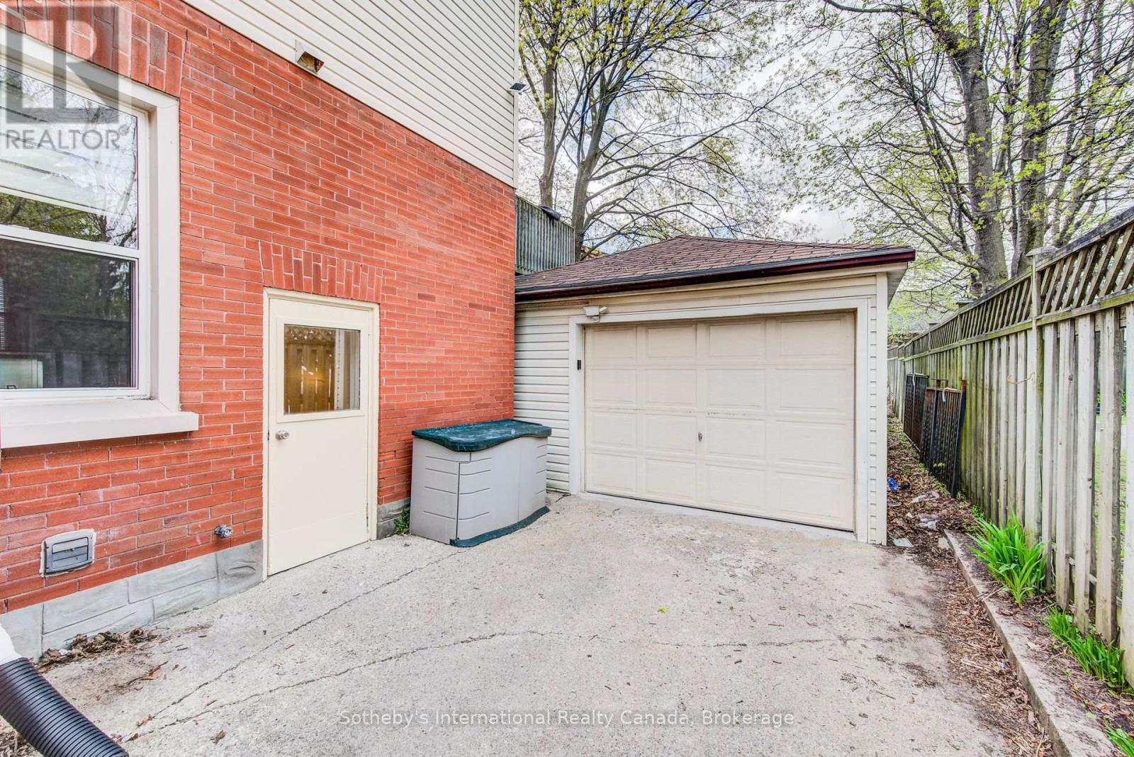 306 GUELPH STREET