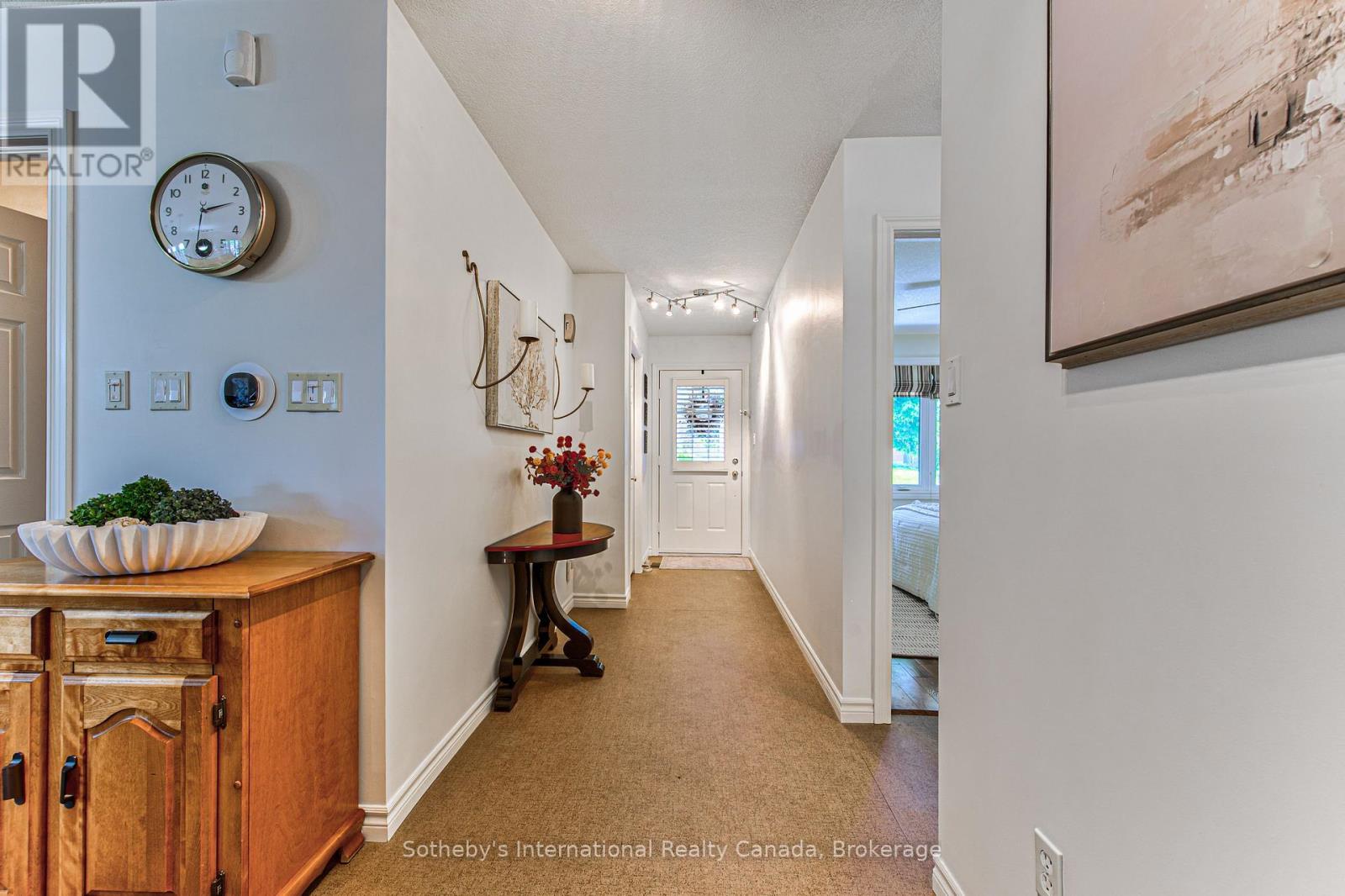 179 WESTCHESTER DRIVE W