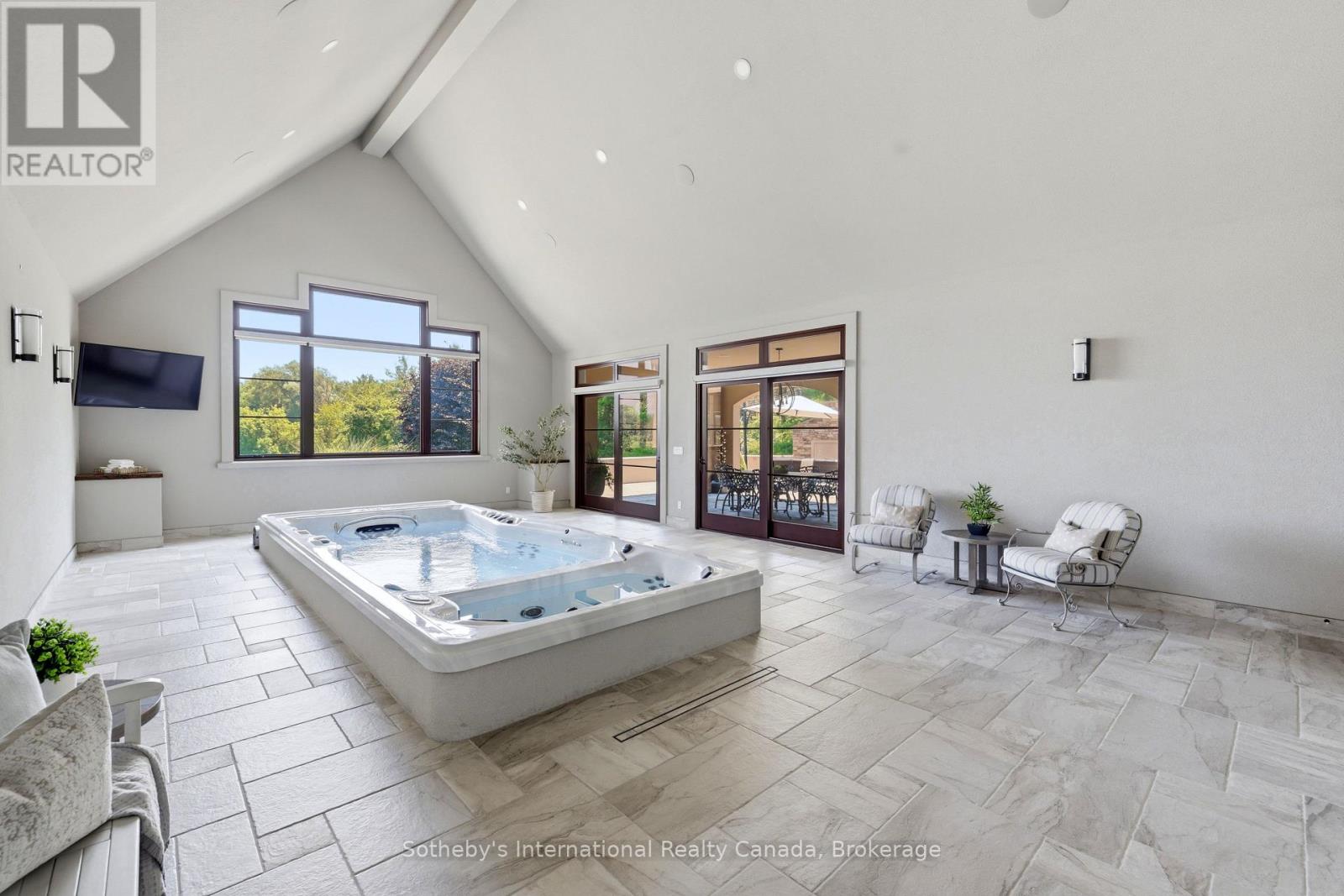 1621 MOSER YOUNG ROAD