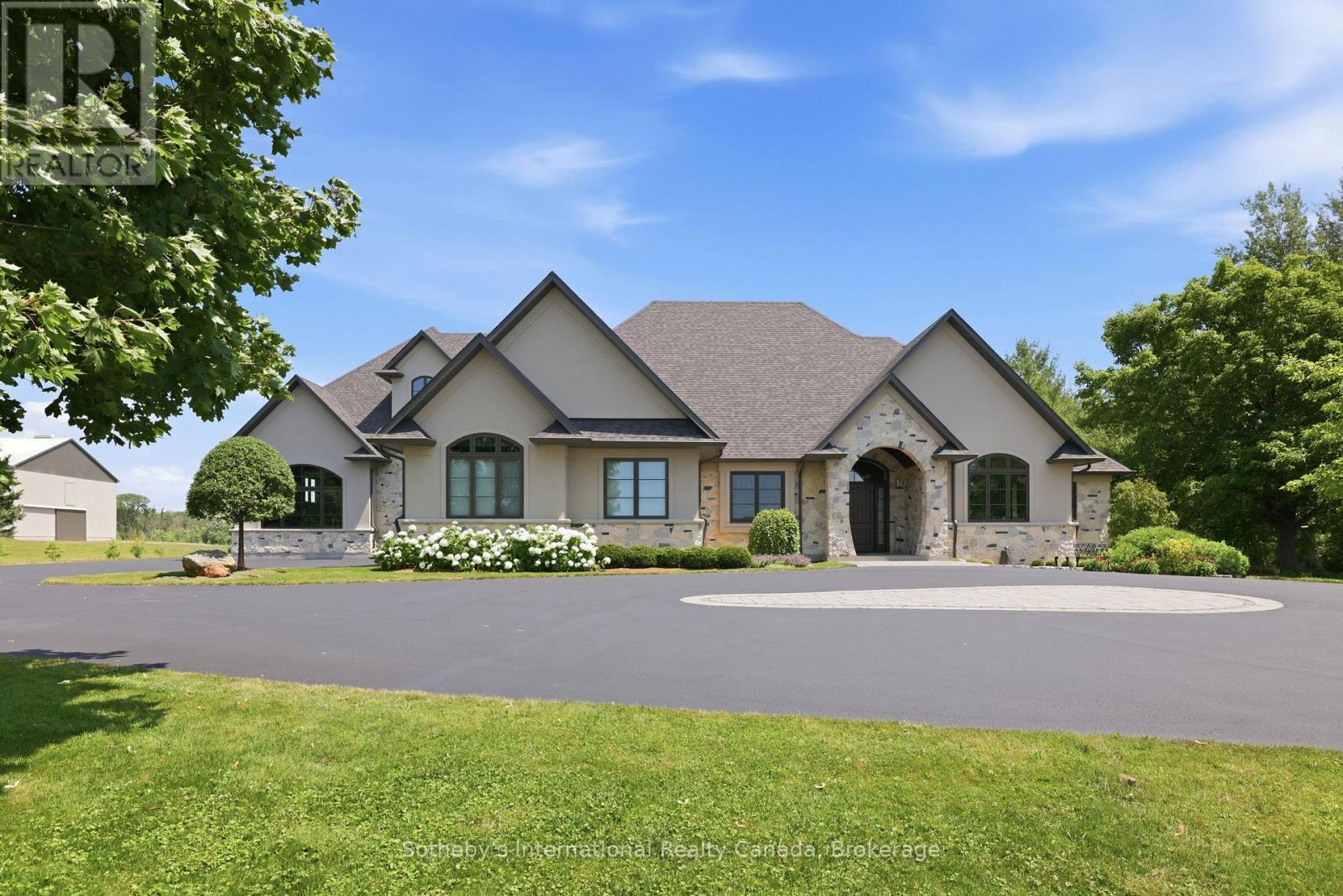 1621 MOSER YOUNG ROAD
