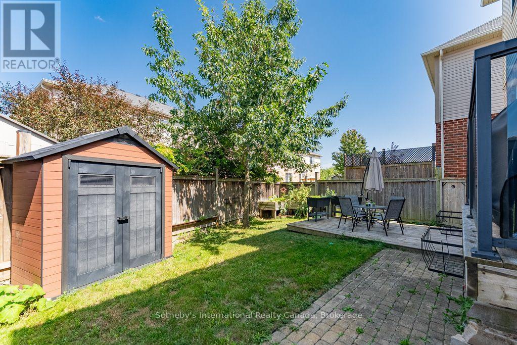 12 BOUSFIELD COURT