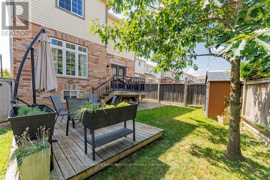 12 BOUSFIELD COURT