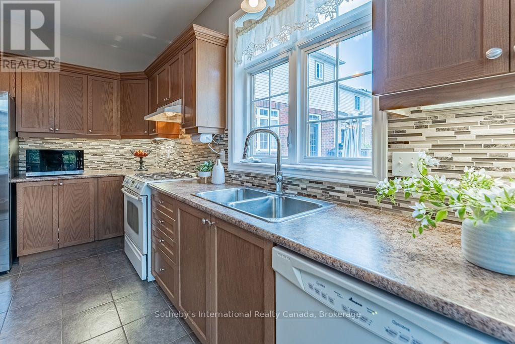 12 BOUSFIELD COURT