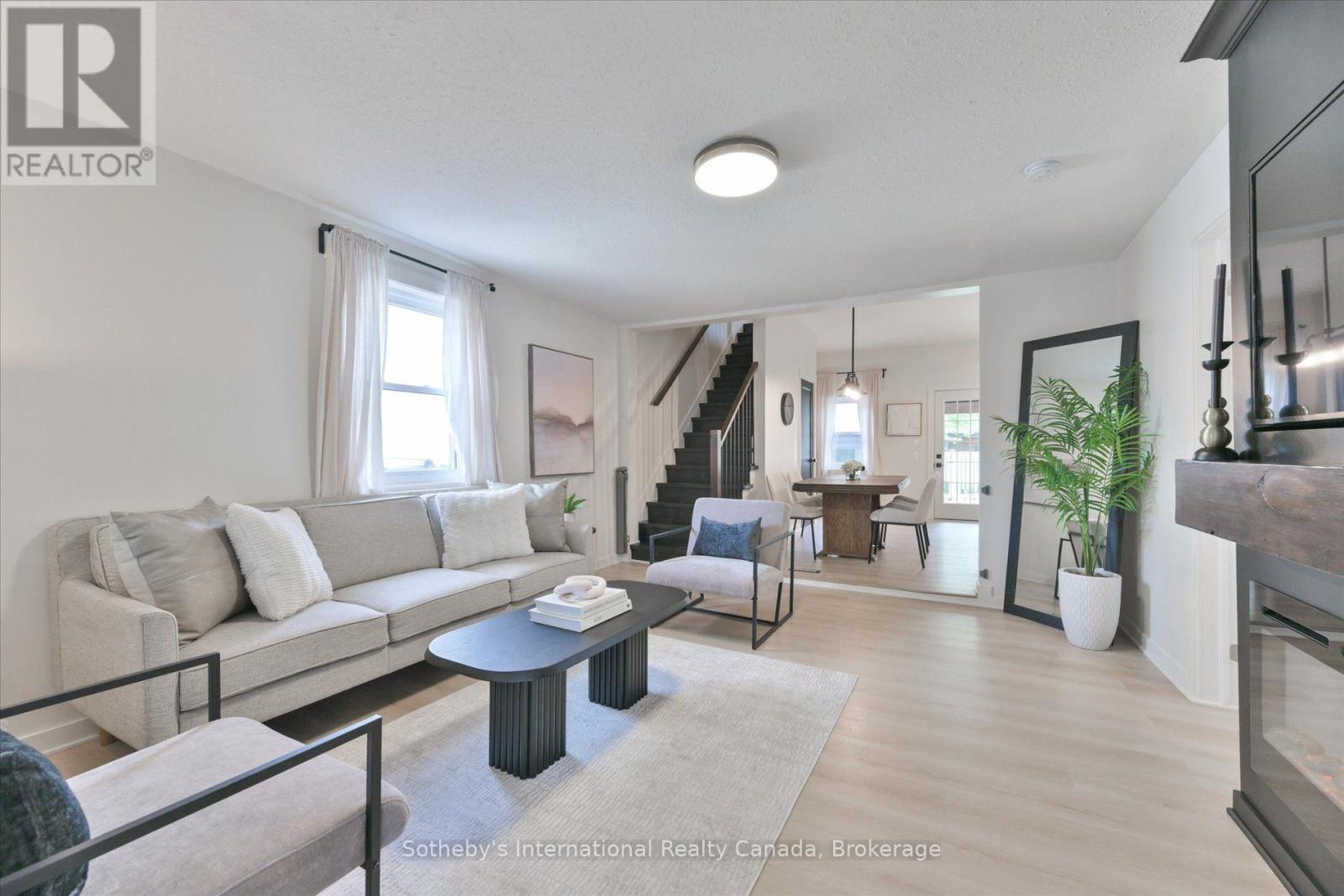 4686 THIRD AVENUE