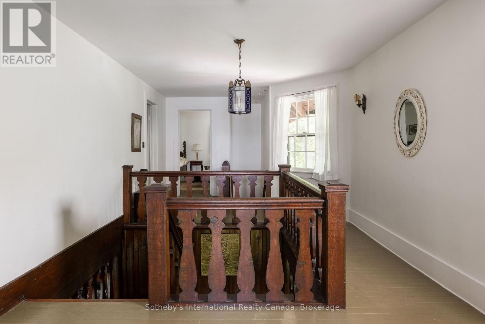683 POINT ABINO ROAD S