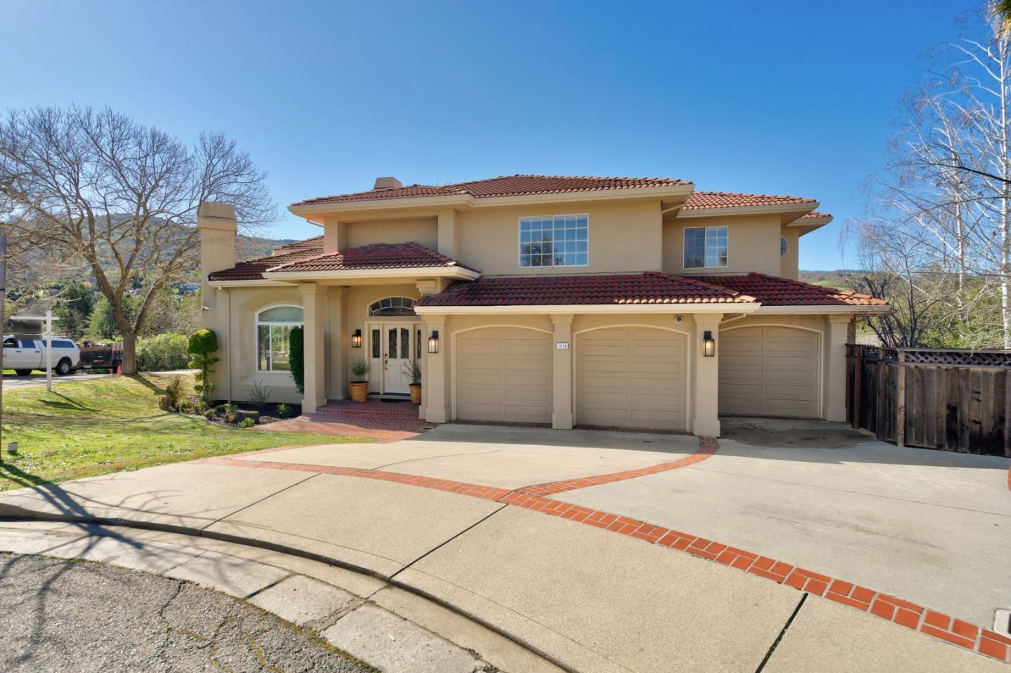 7219 Saint George LN