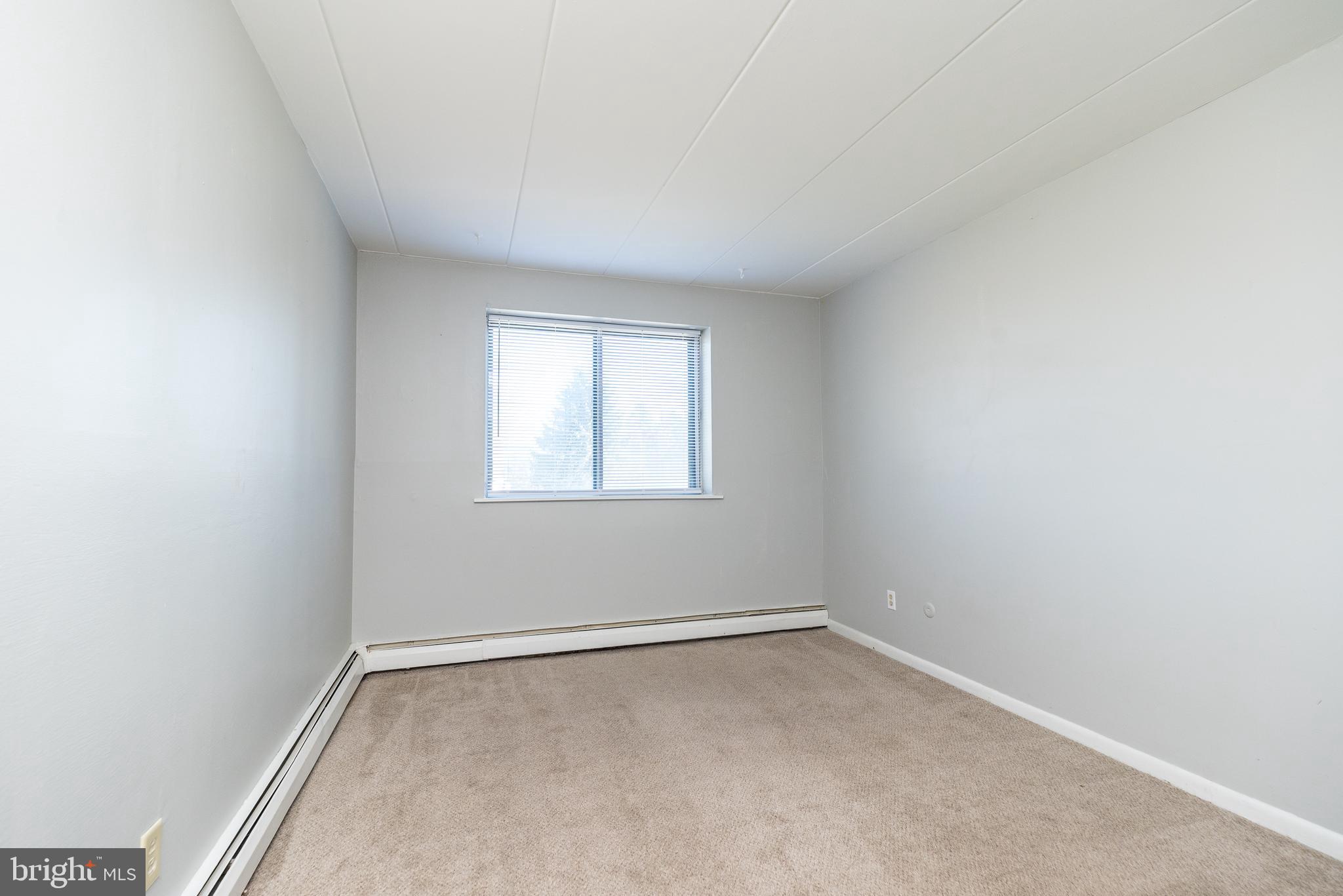 1575 W STREET ROAD 626