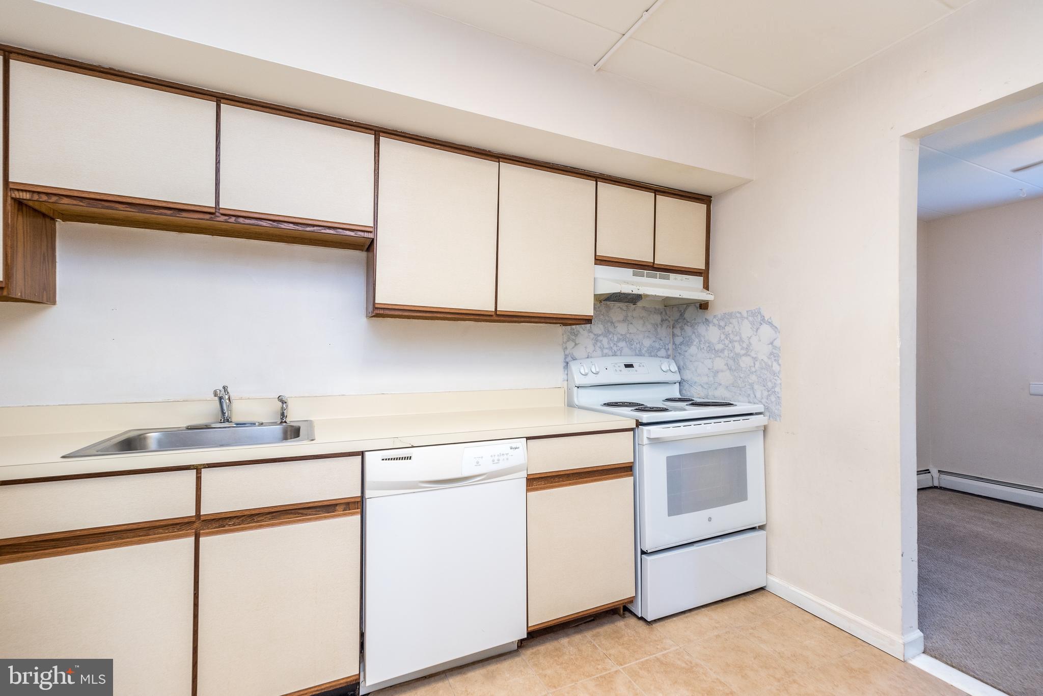 1575 W STREET ROAD 626