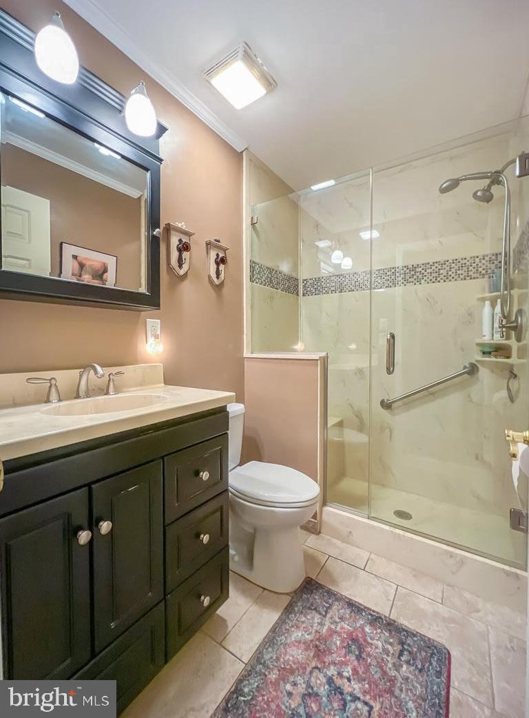 308 W ROCKY COURT W W