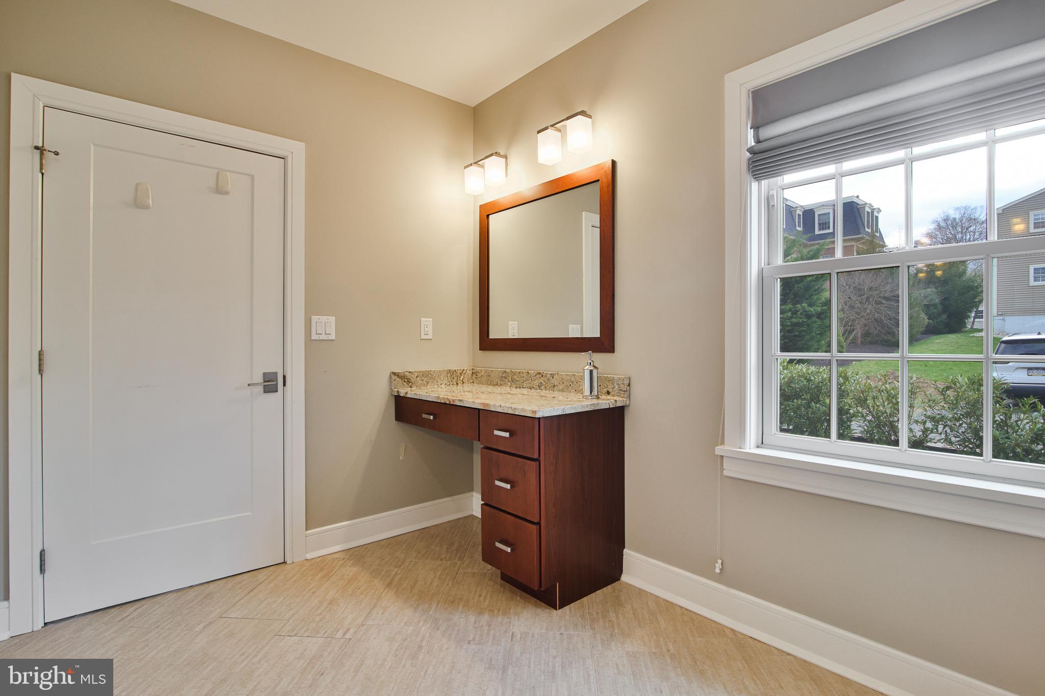 146 N CLINTON STREET