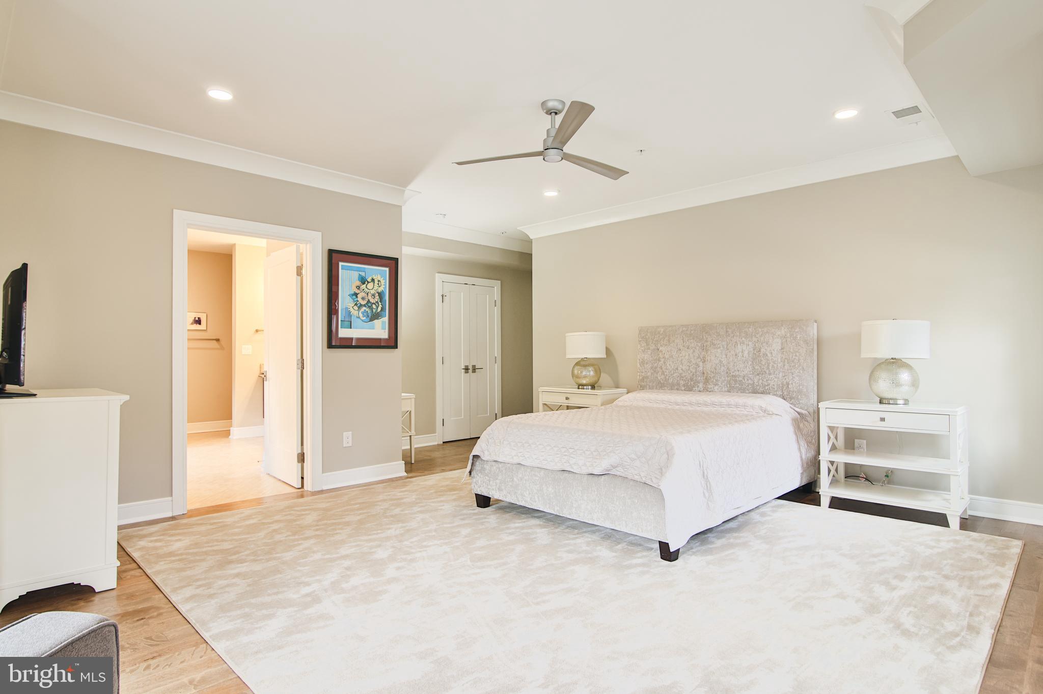 146 N CLINTON STREET