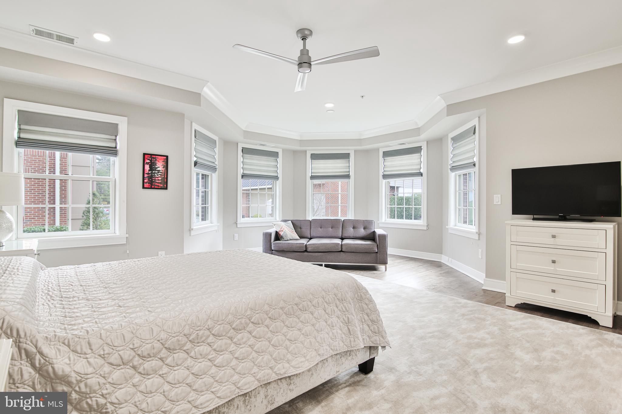 146 N CLINTON STREET