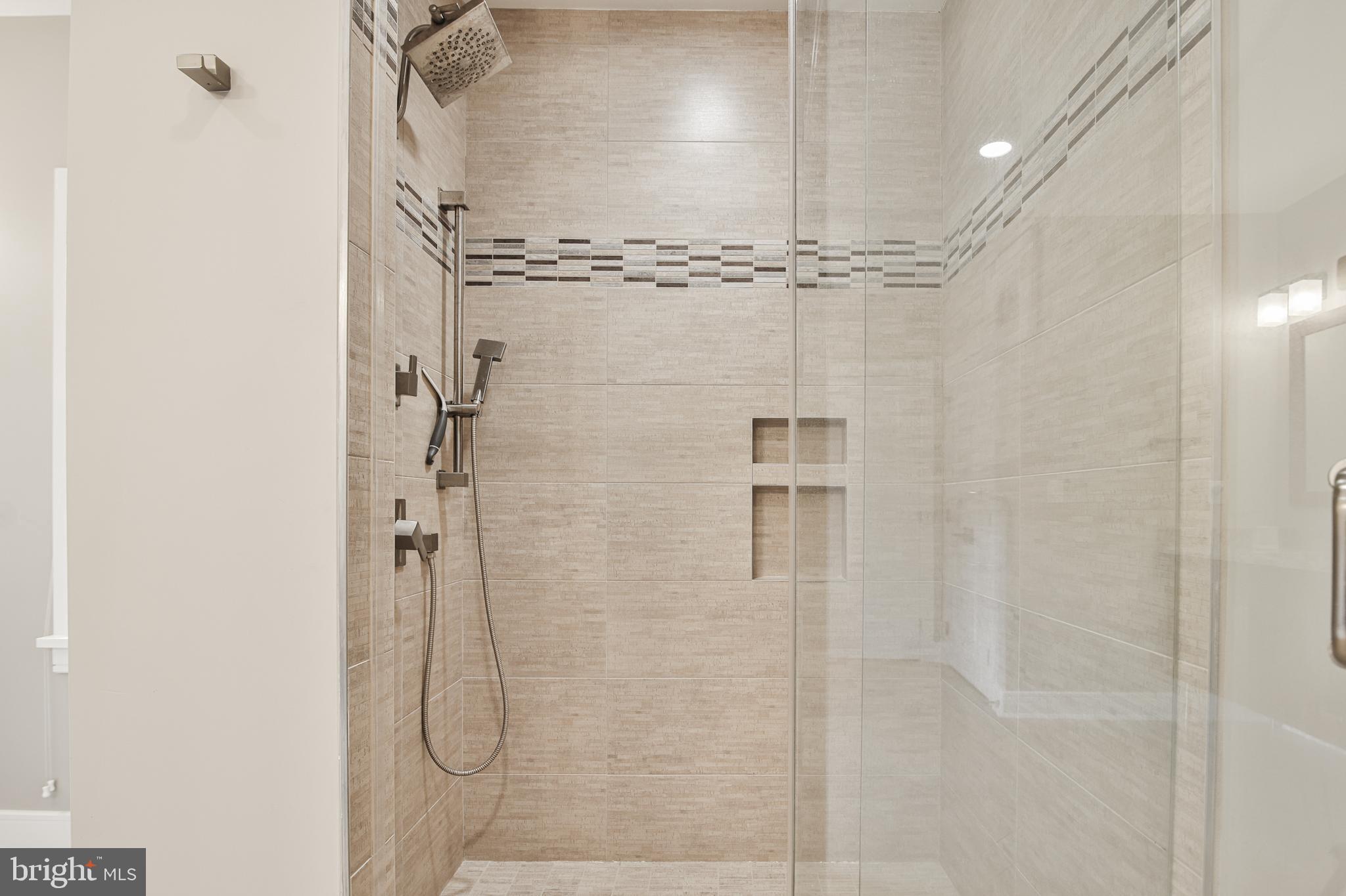 146 N CLINTON STREET