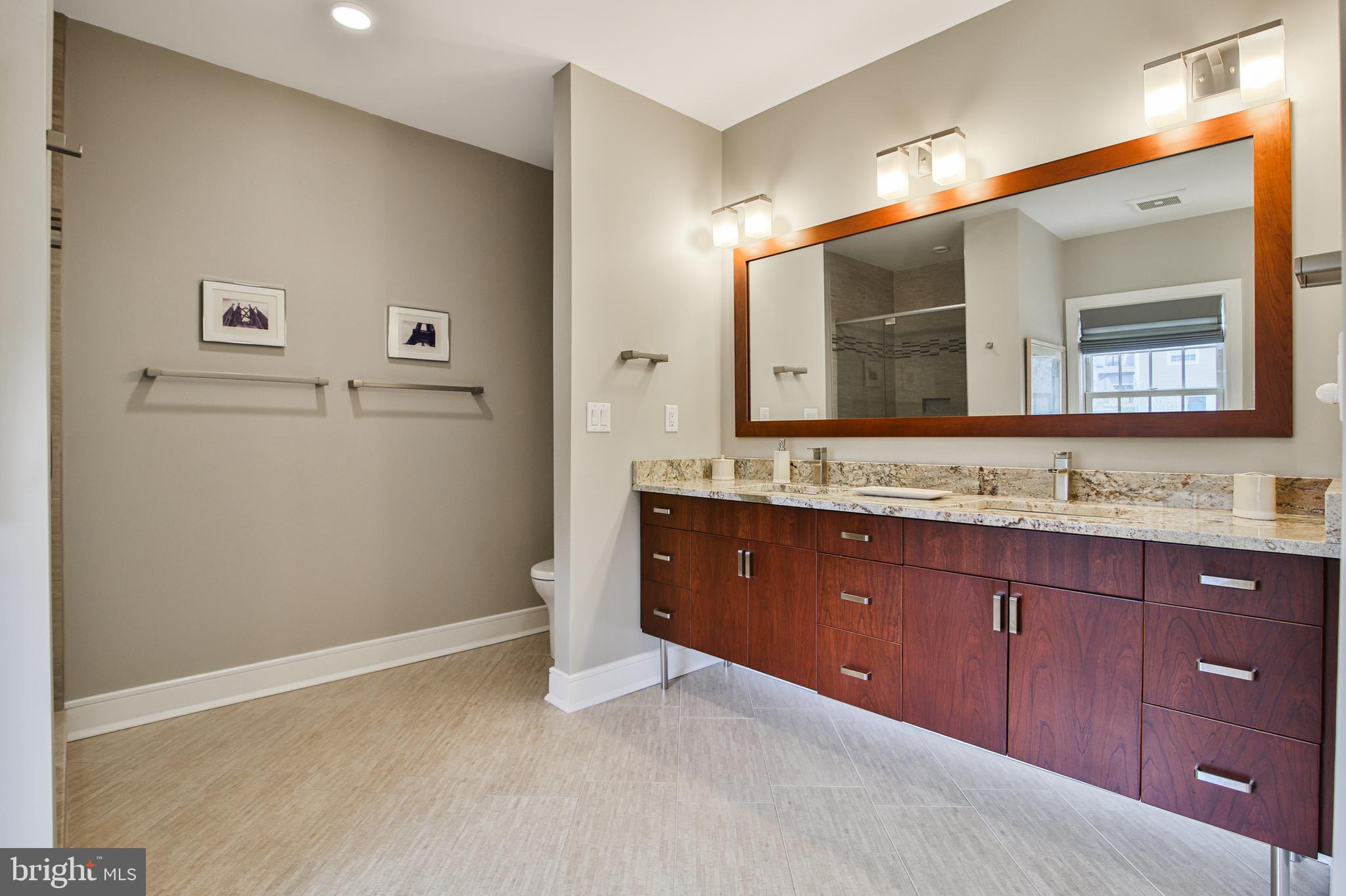 146 N CLINTON STREET