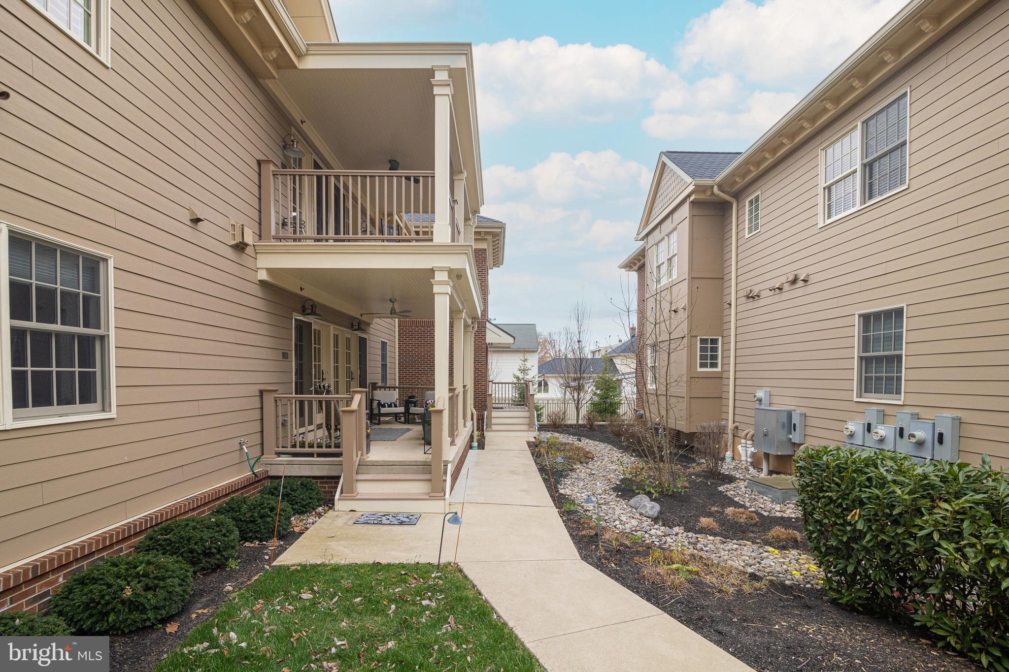 146 N CLINTON STREET